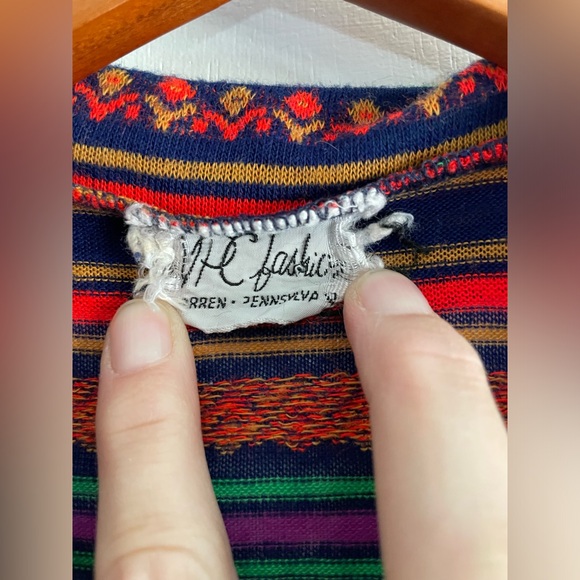 Vibrant vintage button down top - Picture 2 of 4